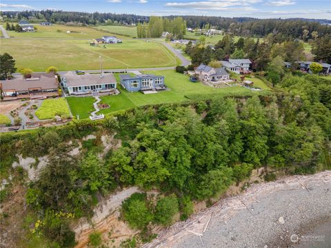 A home in Oak Harbor