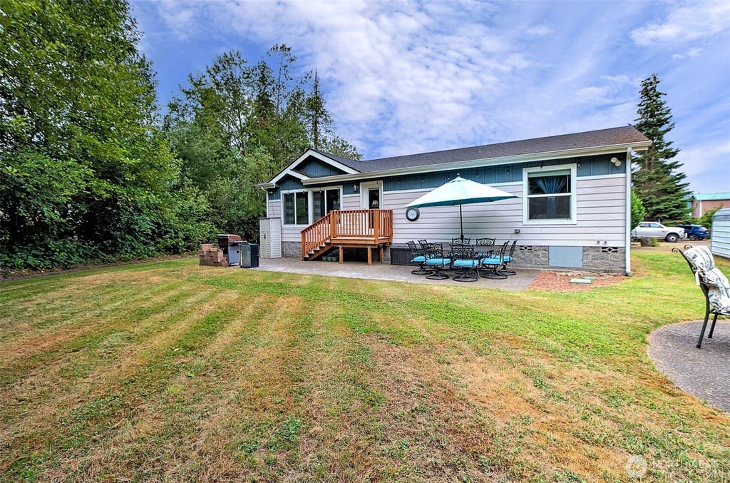 Photo of 21 NE Shore Place, Tahuya, WA 98588 (MLS # 2549207)
