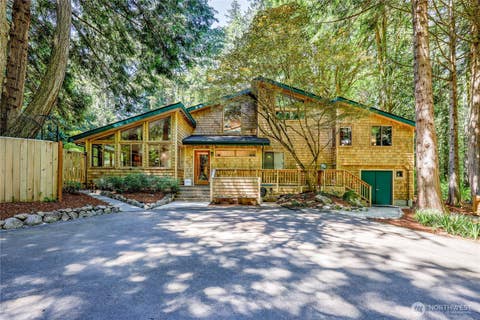 Photo of 13193 N Madison Avenue NE, Bainbridge Island, WA 98110 (MLS # 2564095)