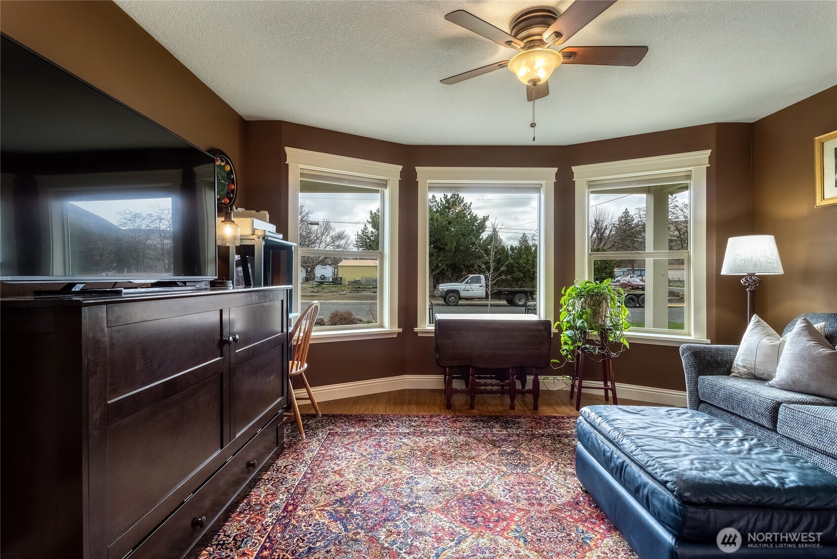 305 E Jackson Street