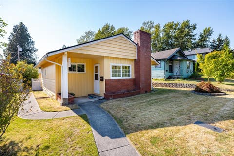 Photo of 2615 Lincoln Street, Bellingham, WA 98225 (MLS # 2564773)