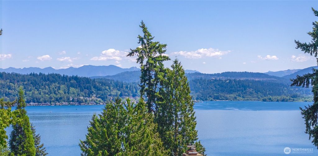 Photo of 3102 168th Place SE, Bellevue, WA 98008 (MLS # 2403213)