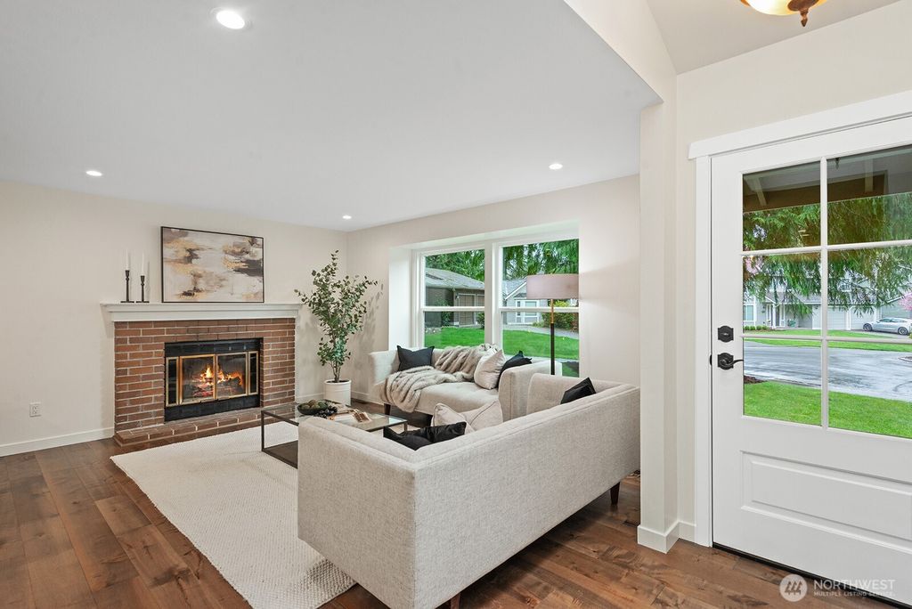 Photo of 2600 234th Avenue NE, Sammamish, WA 98074 (MLS # 2345896)