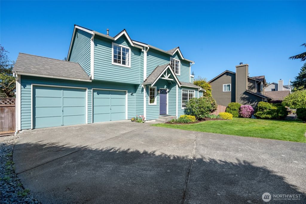 Photo of 2013 Aberdeen Place NE, Renton, WA 98056 (MLS # 2360978)