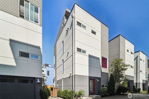 Photo of 917 29th Avenue S, Seattle, WA 98144 (MLS # 2386414)
