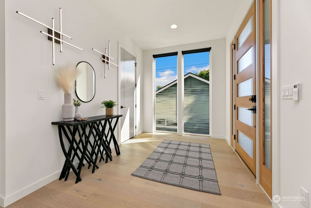 Photo of 7506 23rd Avenue NE, Seattle, WA 98115 (MLS # 2200289)