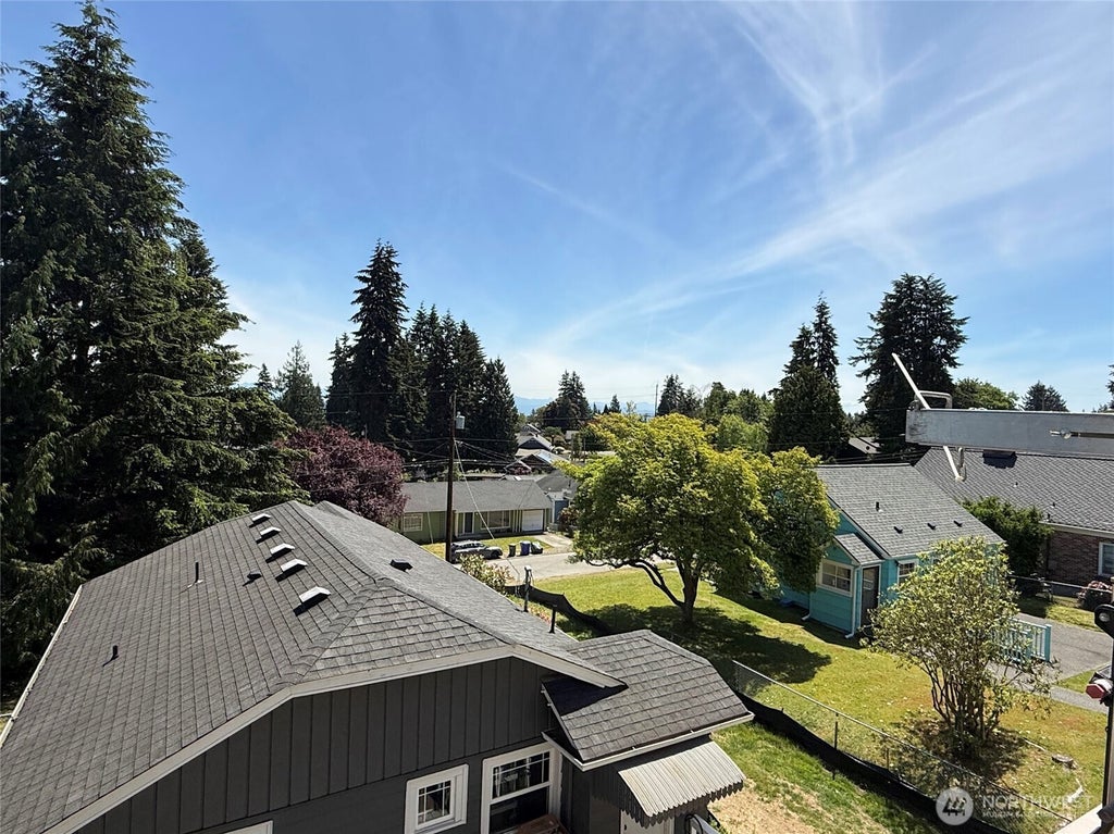 Photo of 5620 Wetmore Avenue #B, Everett, WA 98203 (MLS # 2532336)