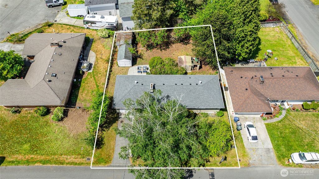 Photo of 17911 51st Avenue S, SeaTac, WA 98188 (MLS # 2526759)