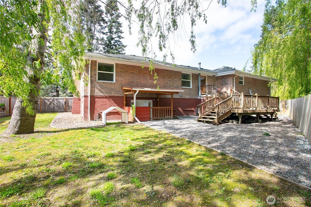 Photo of 997 W Larson Road, Bellingham, WA 98226 (MLS # 2569272)