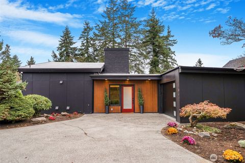 Photo of 11647 Beacon Avenue S, Seattle, WA 98178 (MLS # 2528743)