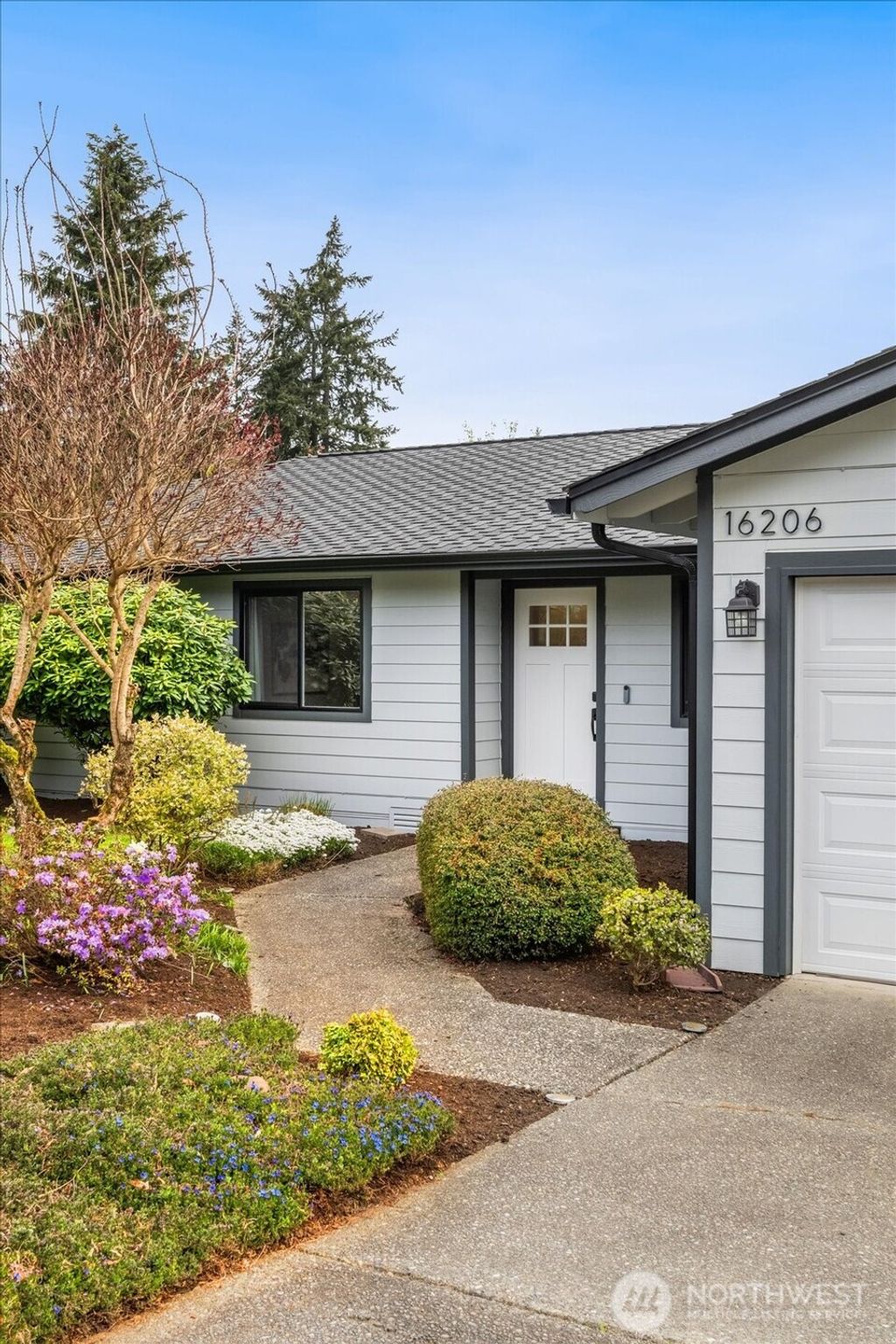 Photo of 16206 SE 174th Street, Renton, WA 98058 (MLS # 2508653)