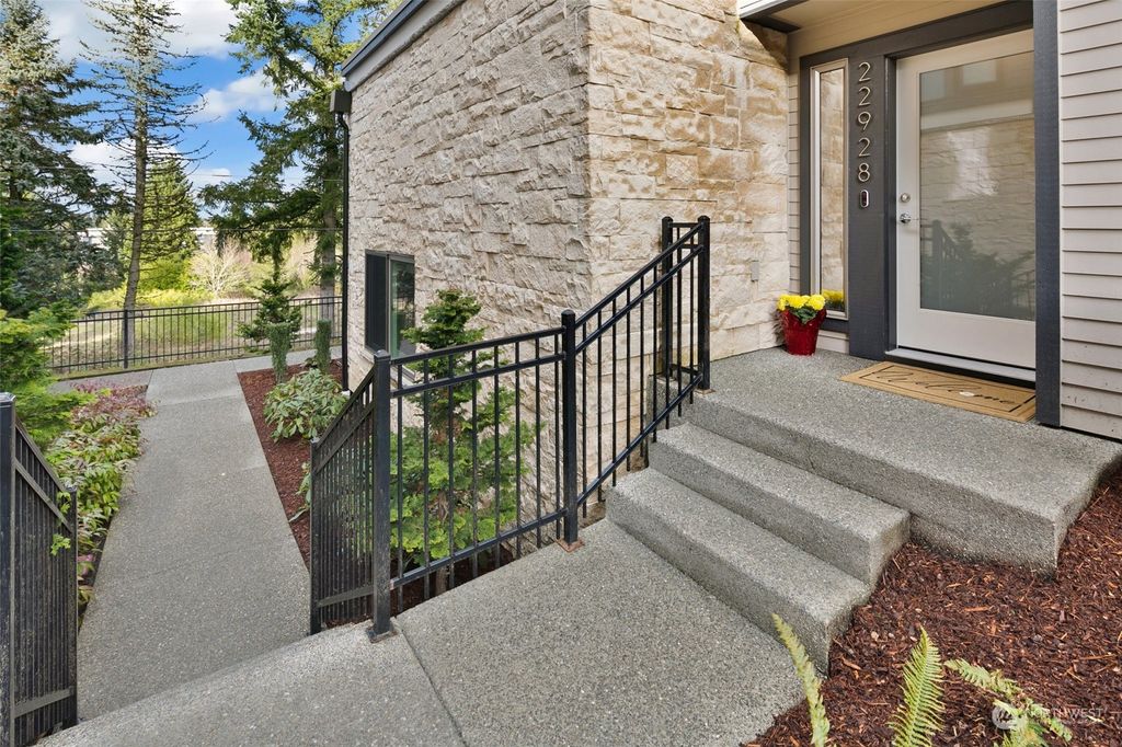 Photo of 22928 SE 5th Terrace, Sammamish, WA 98074 (MLS # 2193615)