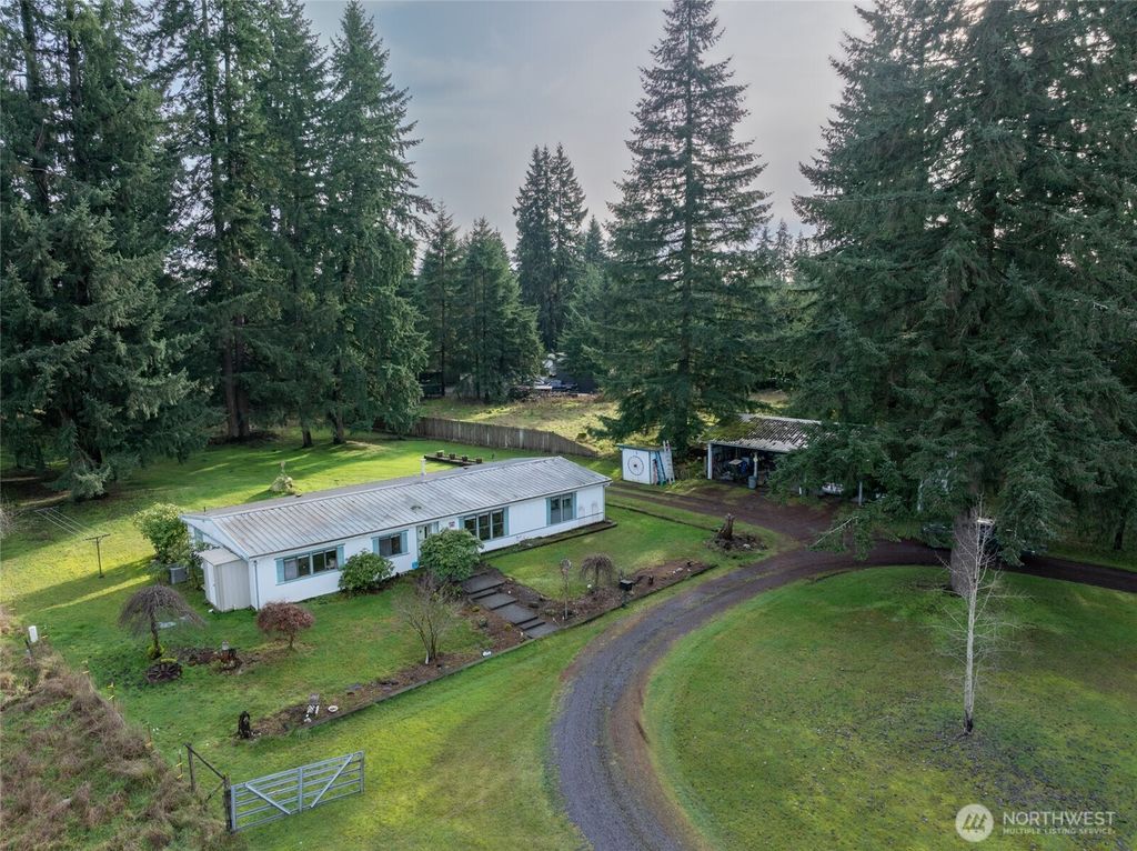 Photo of 17120 Stonehaven Lane SW, Rochester, WA 98579 (MLS # 2466758)