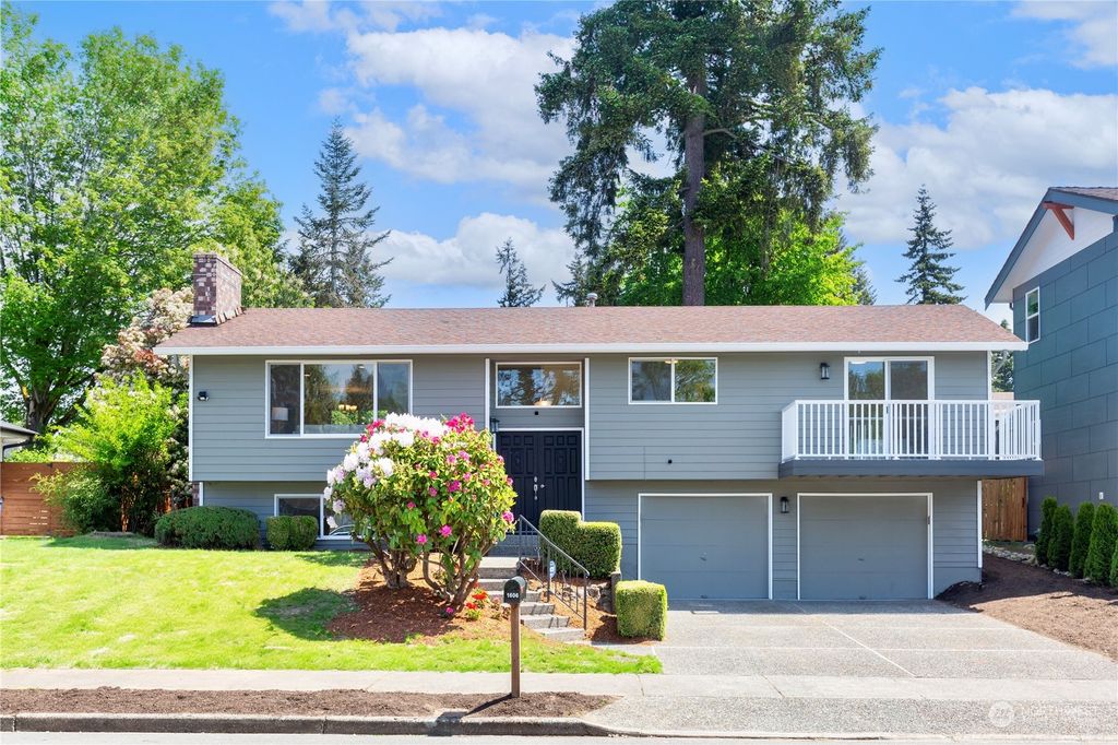 Photo of 1606 Kennewick Avenue NE, Renton, WA 98056 (MLS # 2233411)