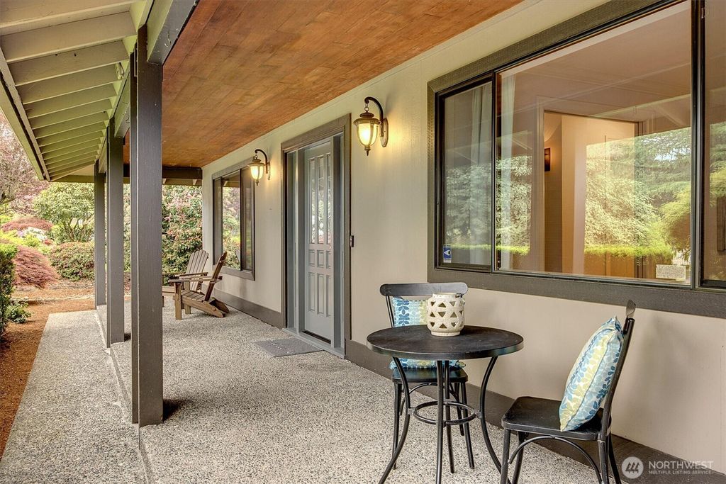 Photo of 53 Cascade Ky Ky, Bellevue, WA 98006 (MLS # 2508840)