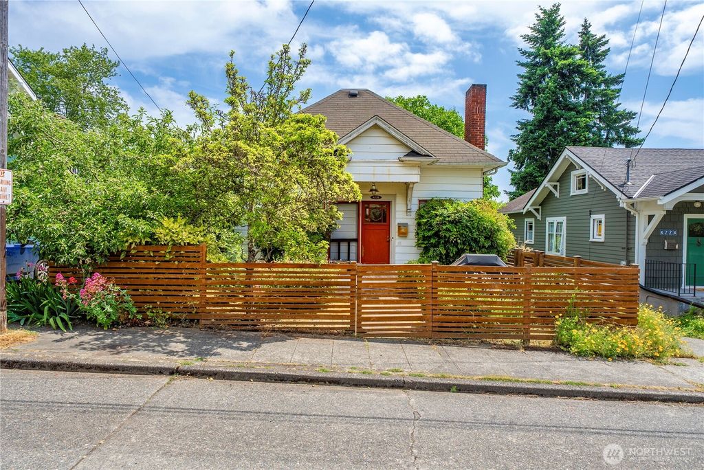 Photo of 4228 1st Avenue NE, Seattle, WA 98105 (MLS # 2392171)