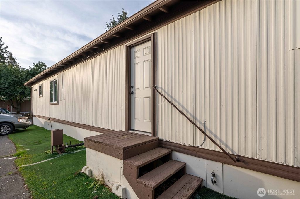 Photo of 24415 64th Avenue S #2, Kent, WA 98032 (MLS # 2498830)