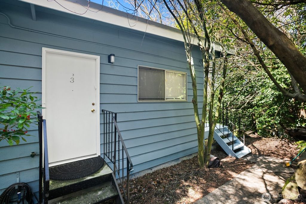 Photo of 3438 14th Avenue W, Seattle, WA 98119 (MLS # 2513387)