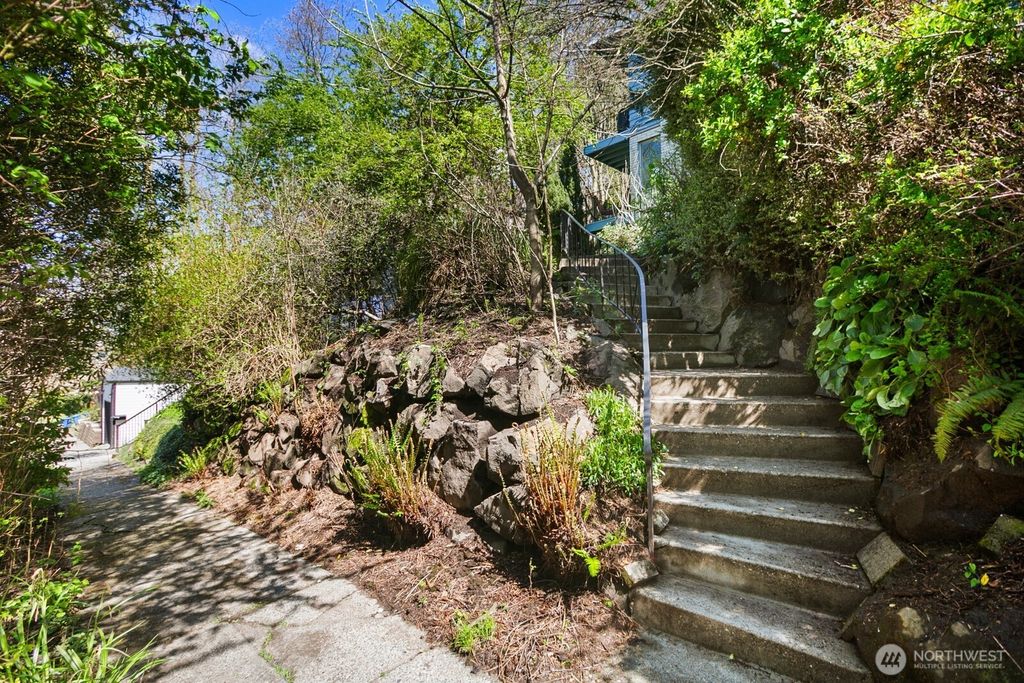 Photo of 3438 14th Avenue W, Seattle, WA 98119 (MLS # 2513387)