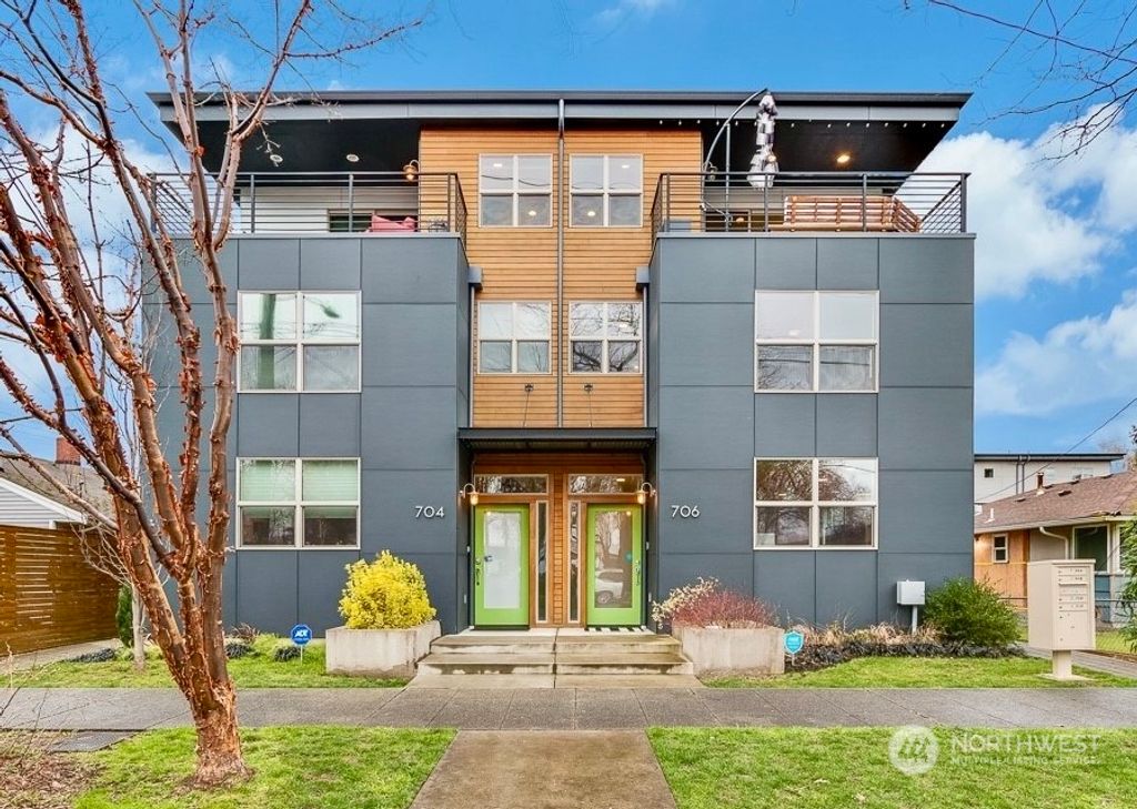 Photo of 706 S Orcas Street, Seattle, WA 98108 (MLS # 2206869)