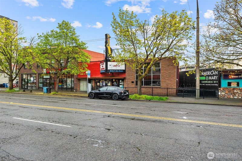 1707 NW Market Street
