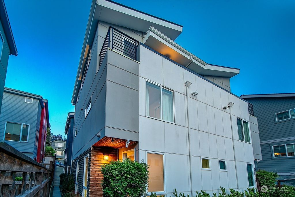 Photo of 3635 Courtland Place S #A, Seattle, WA 98144 (MLS # 2054215)
