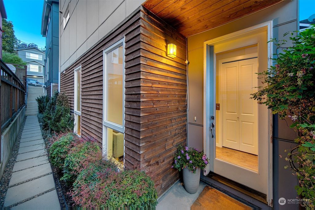 Photo of 3635 Courtland Place S #A, Seattle, WA 98144 (MLS # 2054215)