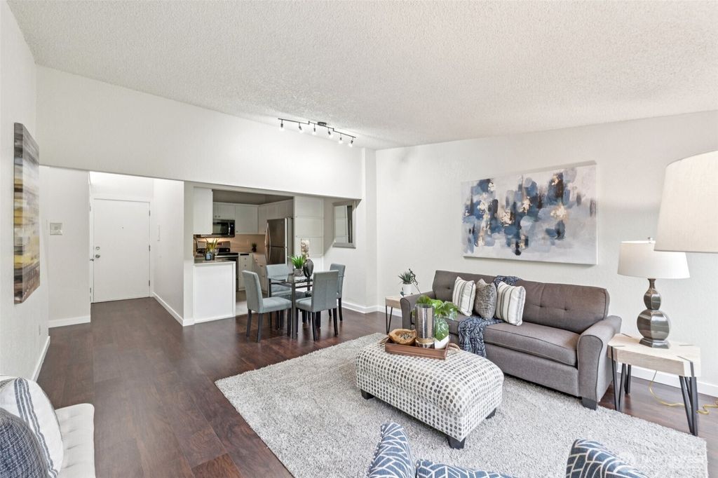 Photo of 12567 35th Avenue NE #204, Seattle, WA 98125 (MLS # 2489168)