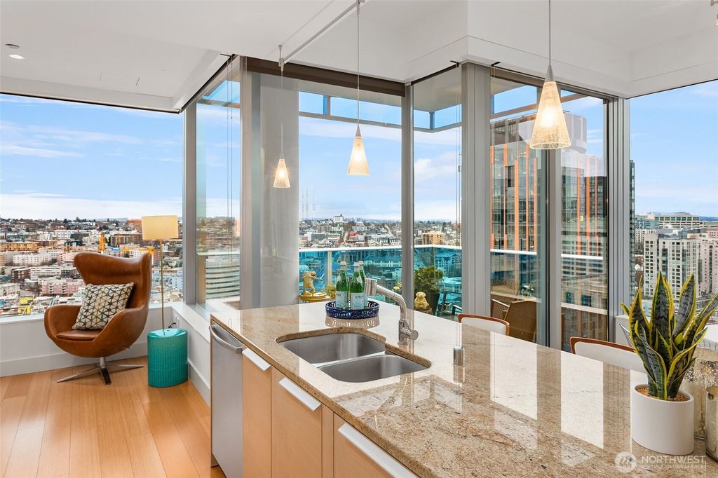 Photo of 737 Olive Way #2905, Seattle, WA 98101 (MLS # 2425591)