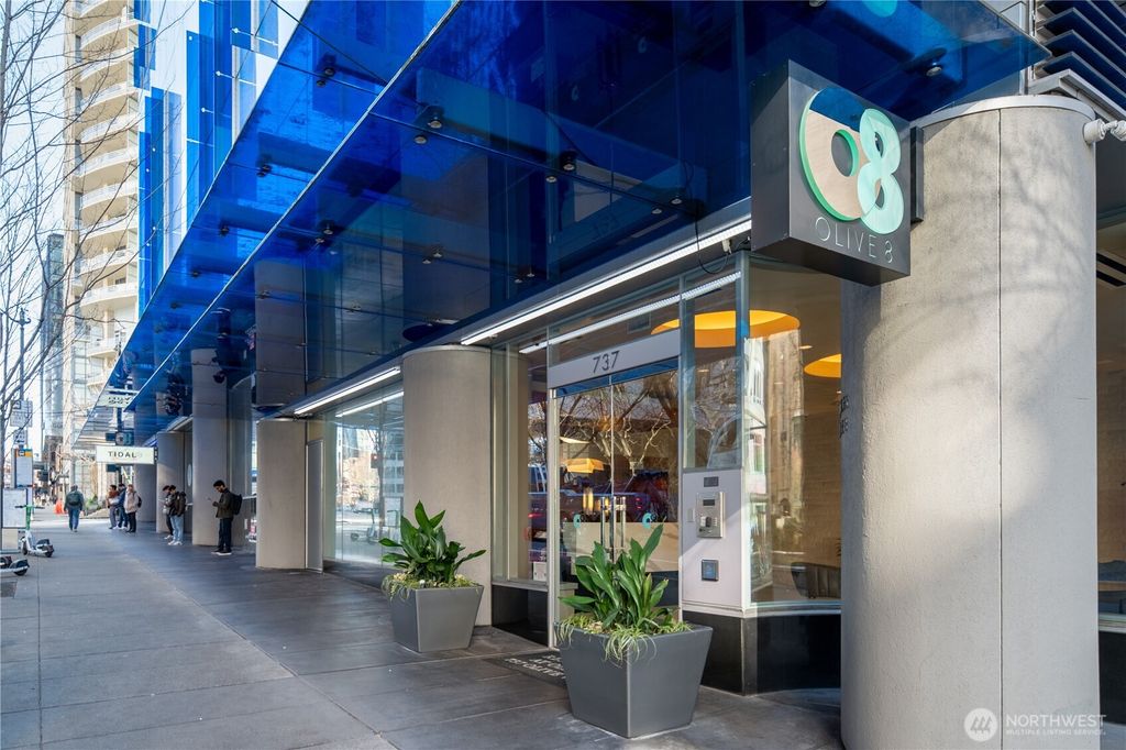 Photo of 737 Olive Way #2905, Seattle, WA 98101 (MLS # 2425591)