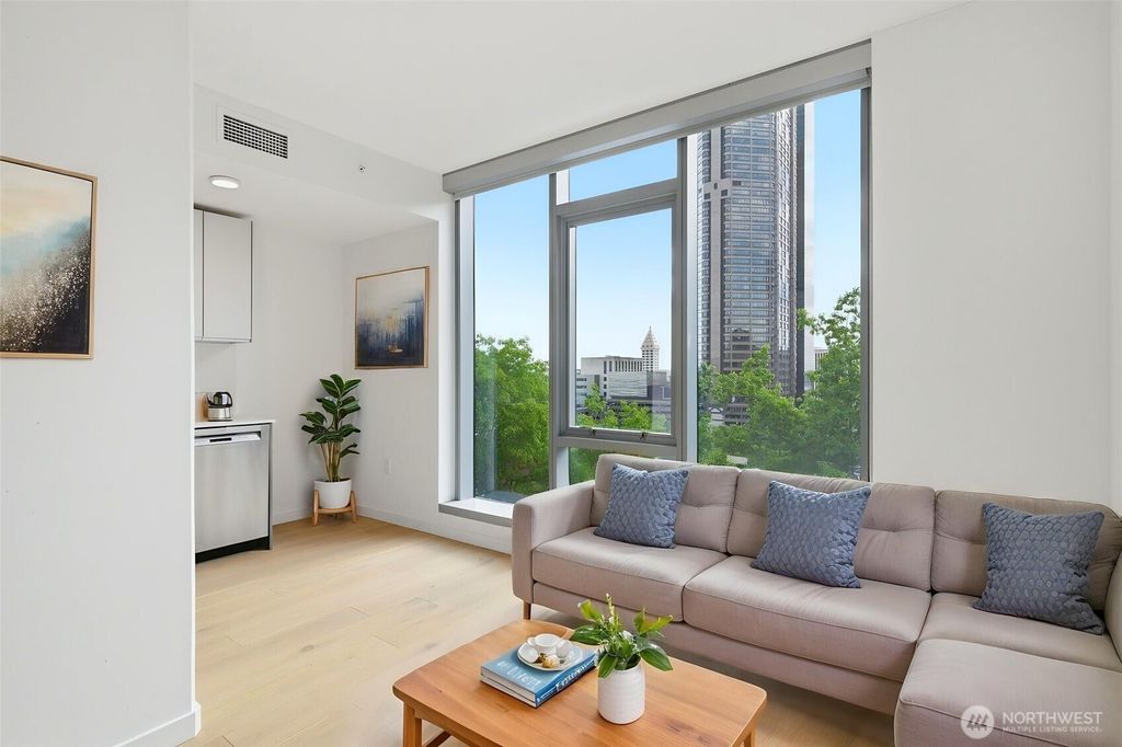 Photo of 800 Columbia Street #702, Seattle, WA 98104 (MLS # 2523286)