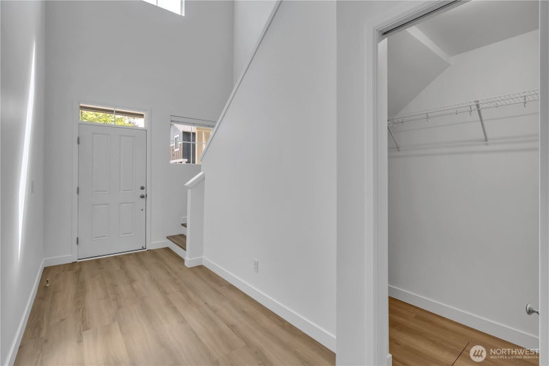 2106 E 45th Court