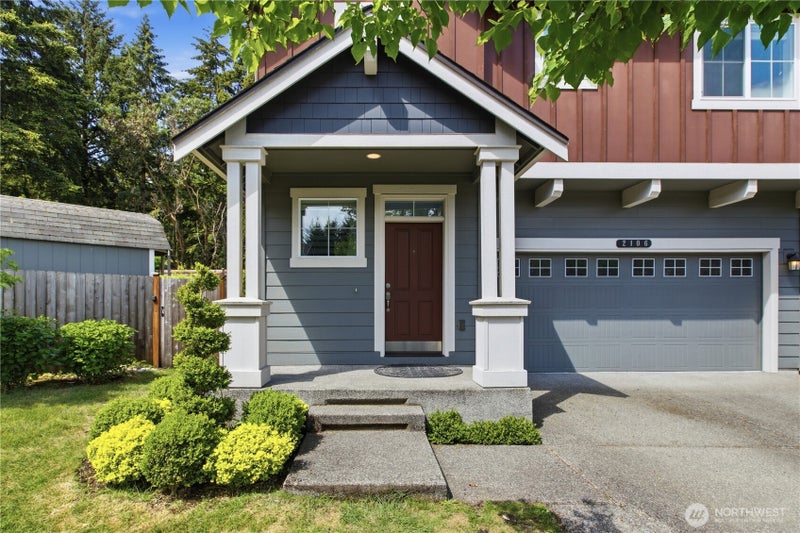 2106 E 45th Court