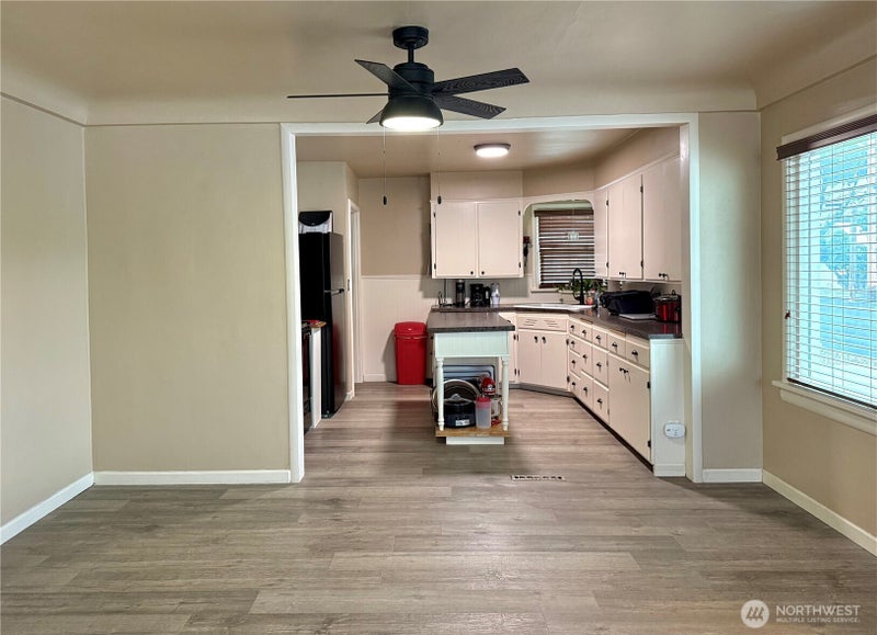 210 W 4th Avenue