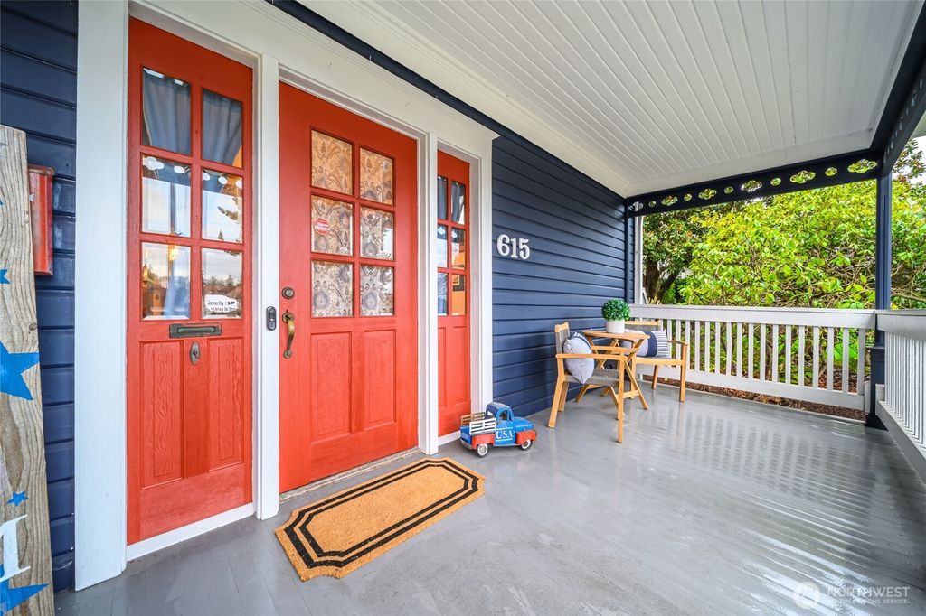 Photo of 615 N Pearl Street, Centralia, WA 98531 (MLS # 2461214)