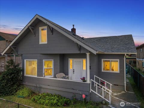 Photo of 1314 S Cushman Avenue, Tacoma, WA 98405 (MLS # 2541636)