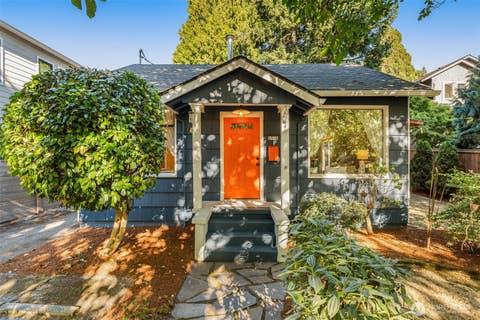 Photo of 6516 41st Avenue SW, Seattle, WA 98136 (MLS # 2575012)