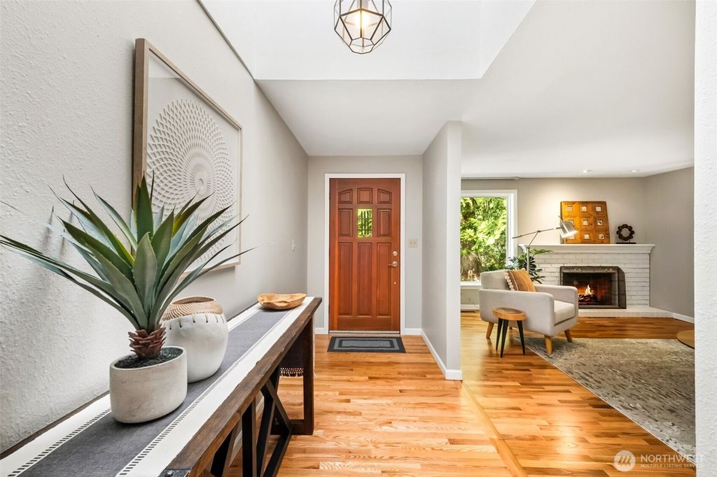 Photo of 25845 SE 152 Street, Issaquah, WA 98027 (MLS # 2504986)