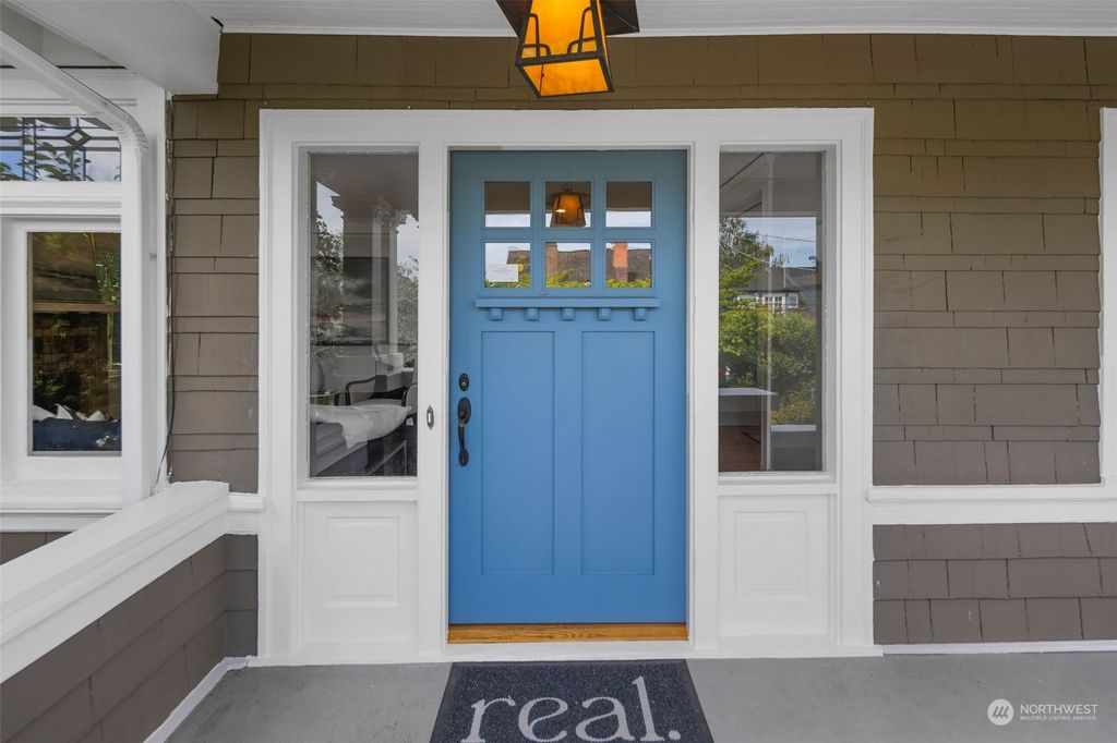 Photo of 1619 35th Avenue, Seattle, WA 98122 (MLS # 2240888)