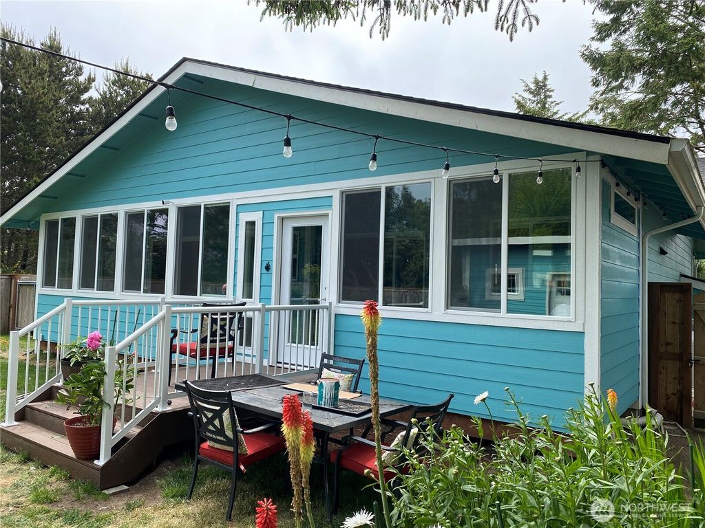 Photo of 102 N Oar Loop NW, Ocean Shores, WA 98569 (MLS # 2460005)