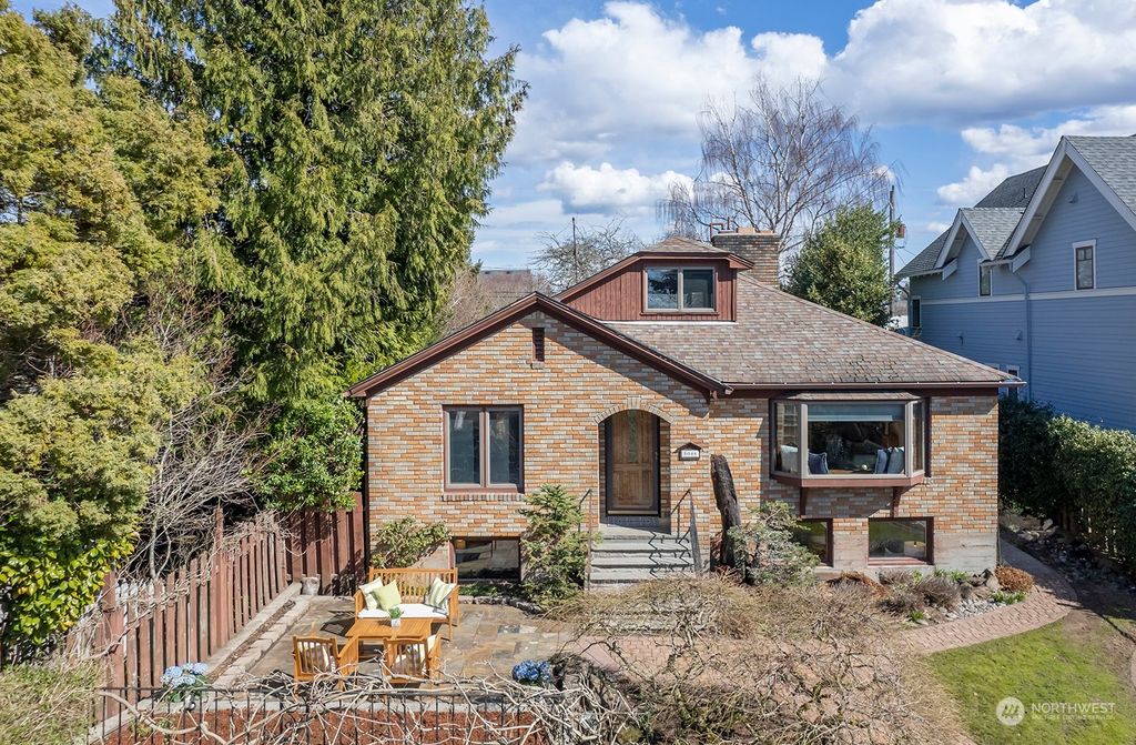 Photo of 5046 42nd Avenue SW, Seattle, WA 98136 (MLS # 2049687)