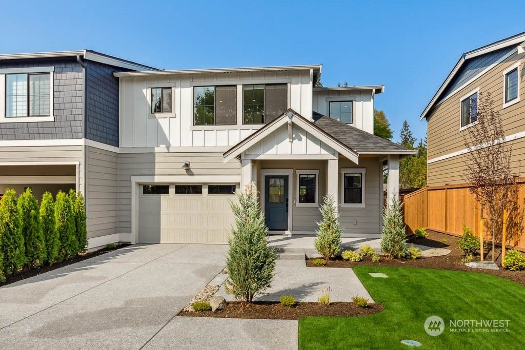 Photo of 9889 135th Avenue NE #4, Kirkland, WA 98033 (MLS # 2153900)