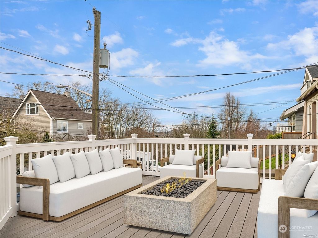 Photo of 1108 W Blaine Street, Seattle, WA 98119 (MLS # 2062942)