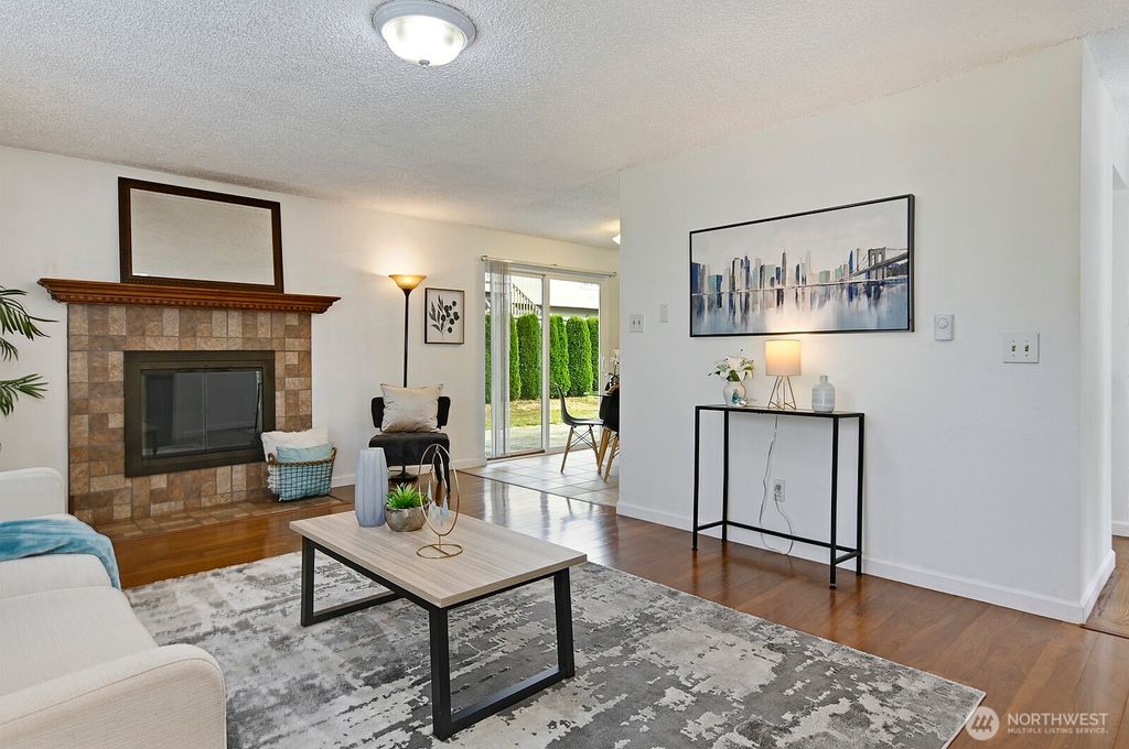 Photo of 11420 SE 225th Street, Kent, WA 98031 (MLS # 2439106)