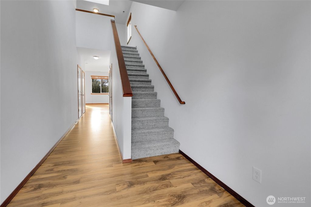 Photo of 302 J Avenue #3, Snohomish, WA 98290 (MLS # 2437617)