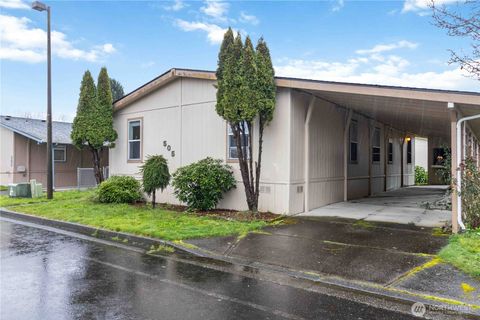 Photo of 505 Mallard Lane, Longview, WA 98632 (MLS # 2492699)