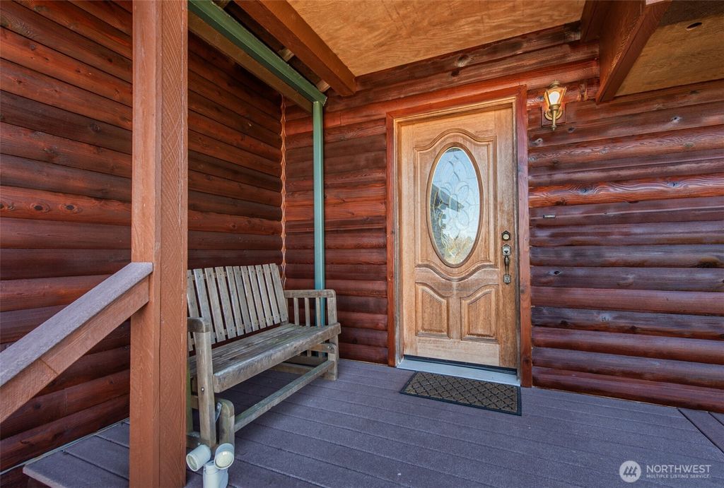 Photo of 1688 Finn Hall Road, Port Angeles, WA 98362 (MLS # 2506029)