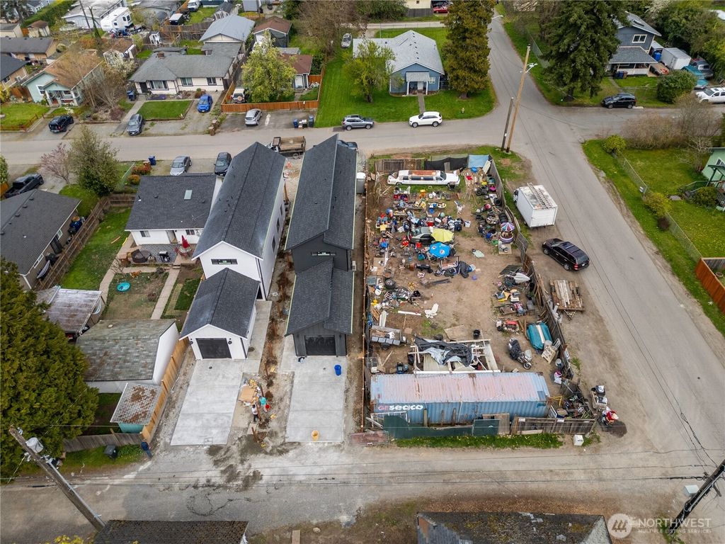 Photo of 446 E 63rd Street, Tacoma, WA 98404 (MLS # 2510464)