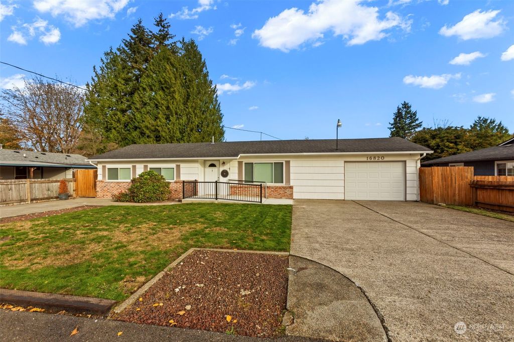 Photo of 16820 124th Ave SE, Renton, WA 98058 (MLS # 2309157)