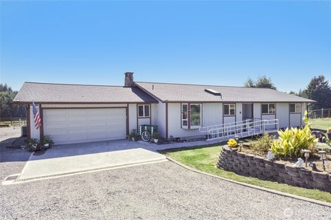 Photo of 2421 Beaver Creek Drive SW, Olympia, WA 98512 (MLS # 2579947)